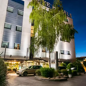 https://novotel-madrid-sanchinarro.besthotelstoledo.com